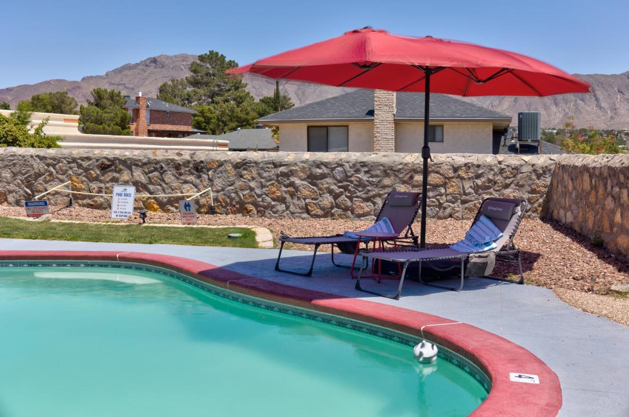 Home With Mountain View/Pool/Tub エル・パソ エクステリア 写真