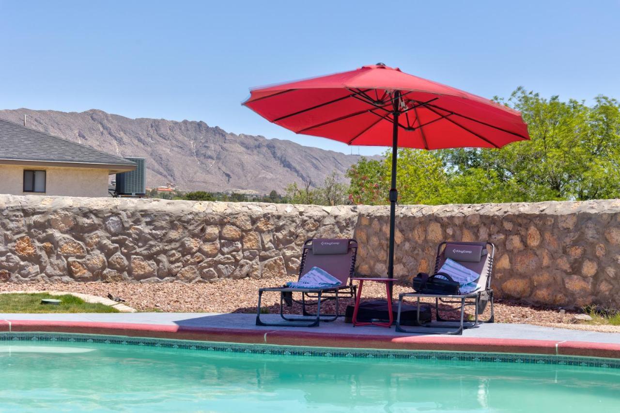Home With Mountain View/Pool/Tub エル・パソ エクステリア 写真